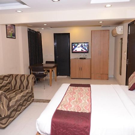 ניו דלהי Hotel Balsons Continental מראה חיצוני תמונה