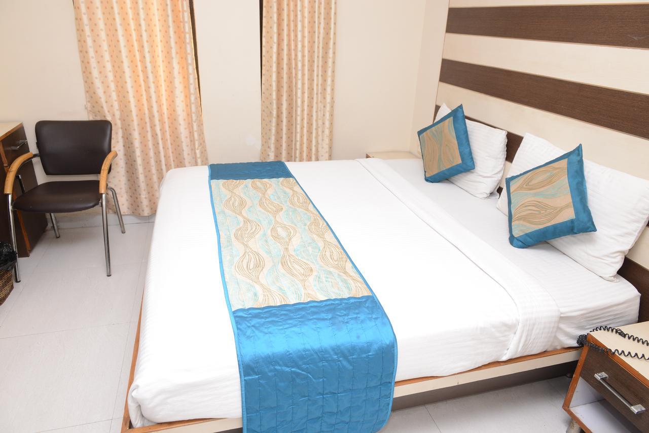 ניו דלהי Hotel Balsons Continental מראה חיצוני תמונה