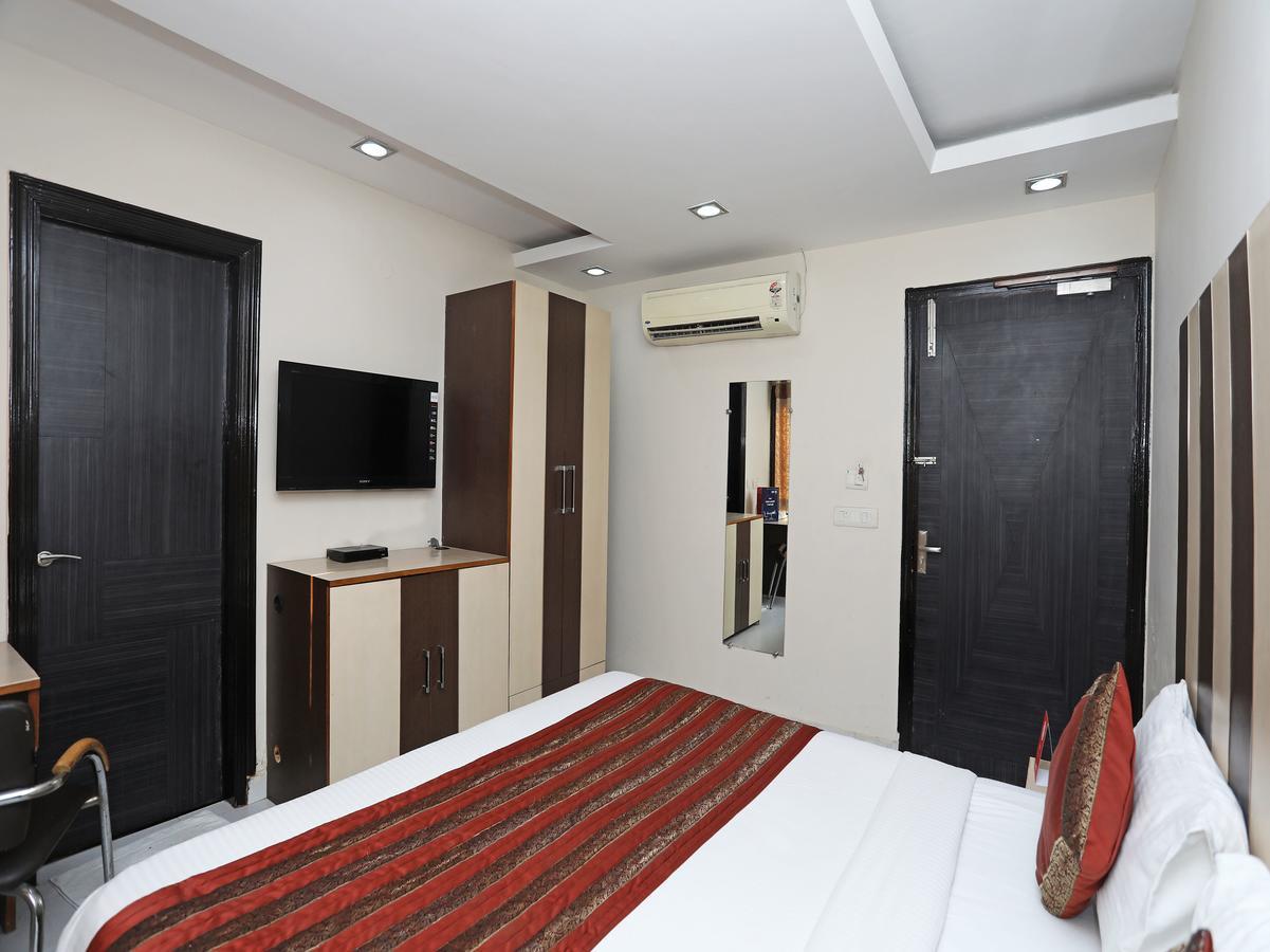 ניו דלהי Hotel Balsons Continental מראה חיצוני תמונה