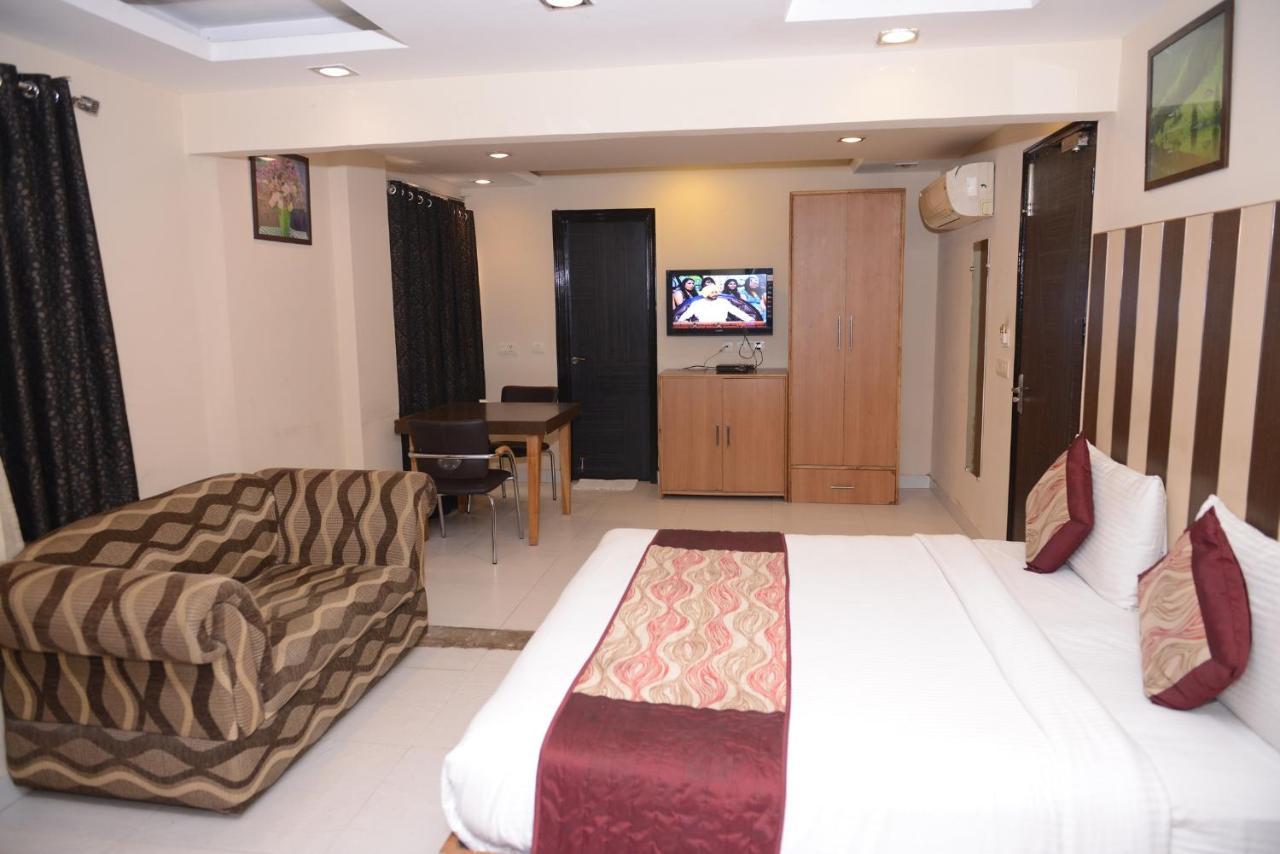 ניו דלהי Hotel Balsons Continental מראה חיצוני תמונה