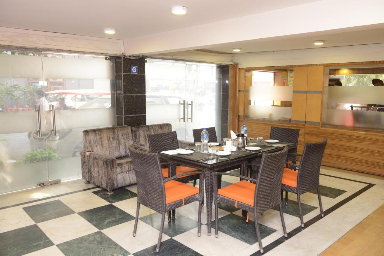 ניו דלהי Hotel Balsons Continental מראה חיצוני תמונה