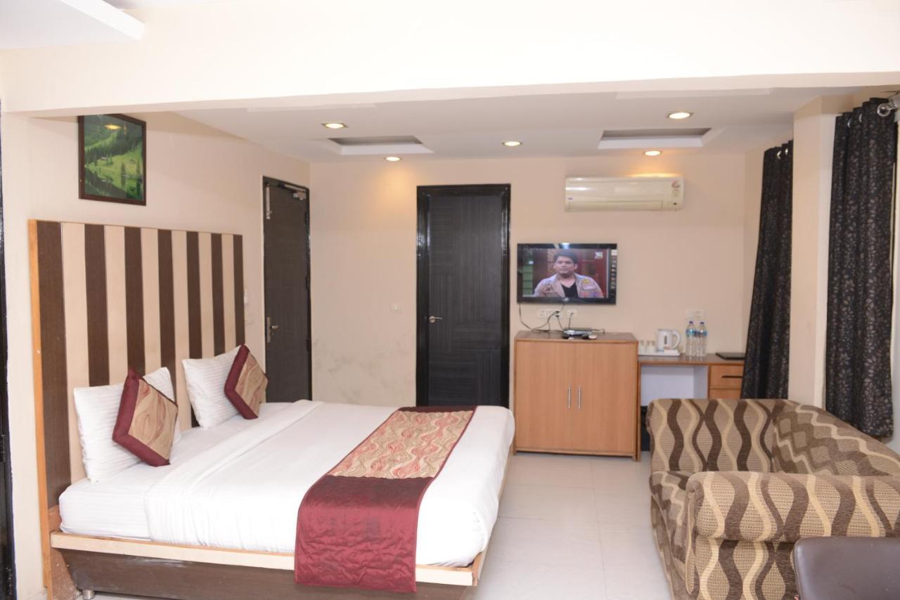 ניו דלהי Hotel Balsons Continental מראה חיצוני תמונה